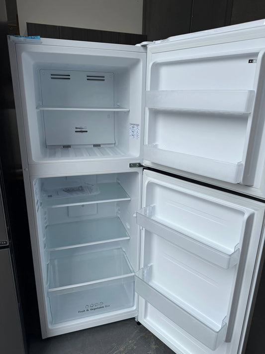 Hisense 205L Fridge and CHiQ 8.5kg Front Load Washer | MELBOURNE