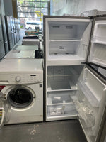 Hisense 205L Fridge freezer and Lg 7 kgs washing machine | ALEXANDRIA