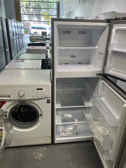 Hisense 205L Fridge freezer and Lg 7 kgs washing machine | ALEXANDRIA