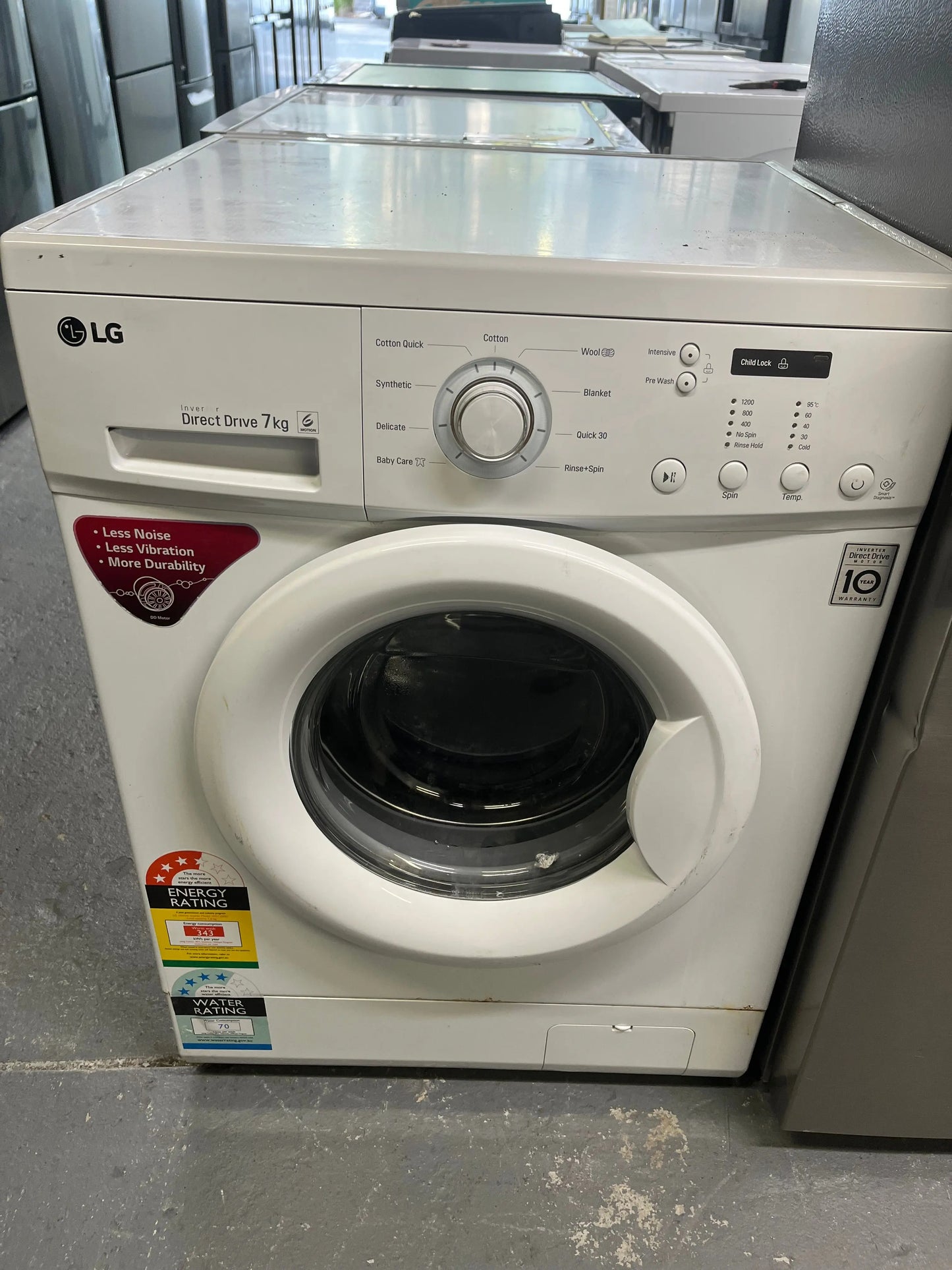 Hisense 205L Fridge freezer and Lg 7 kgs washing machine | ALEXANDRIA