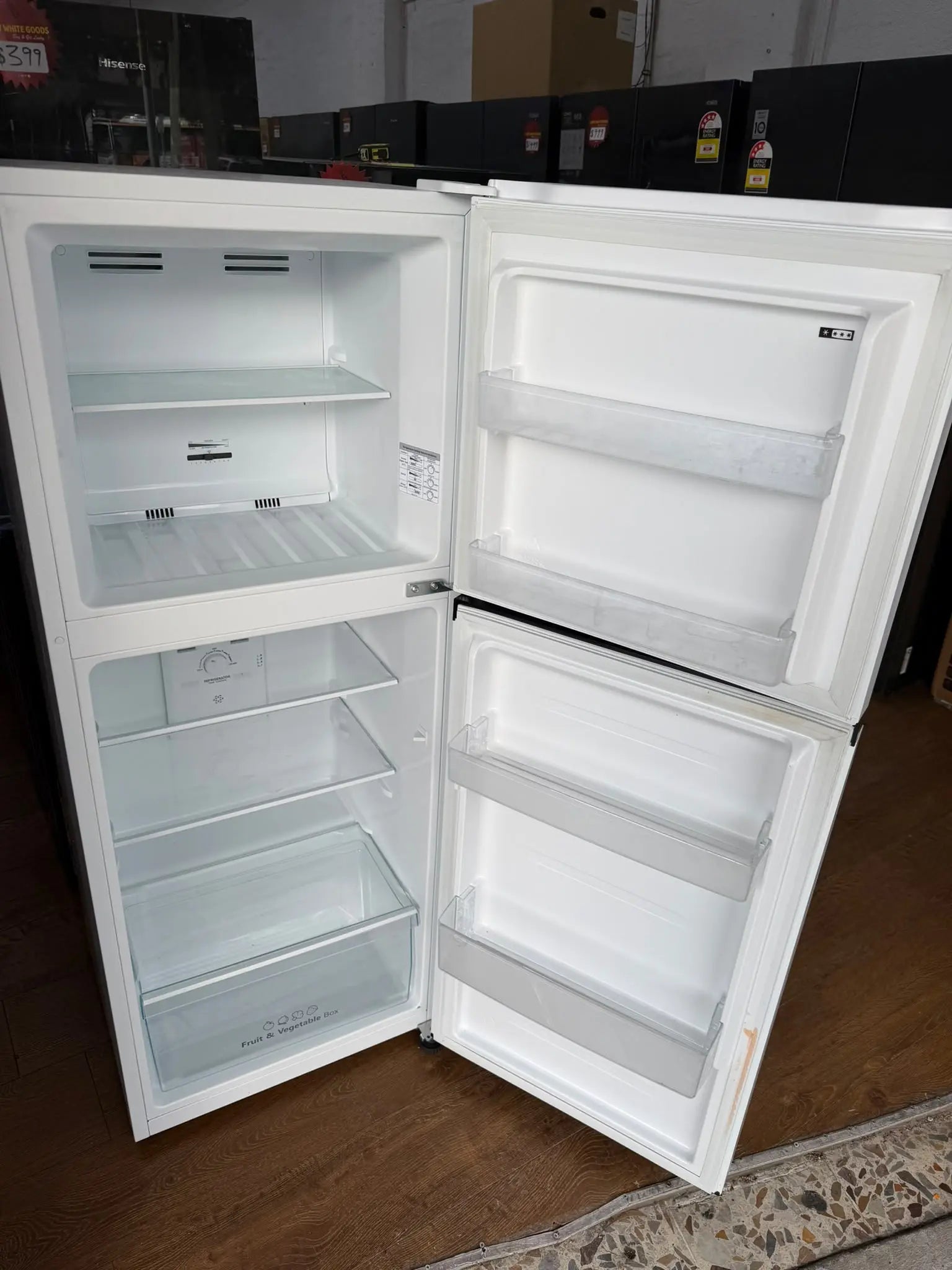 Hisense 205L Refrigerator + LG 7.5kg Top Loader Combo – Refurbished