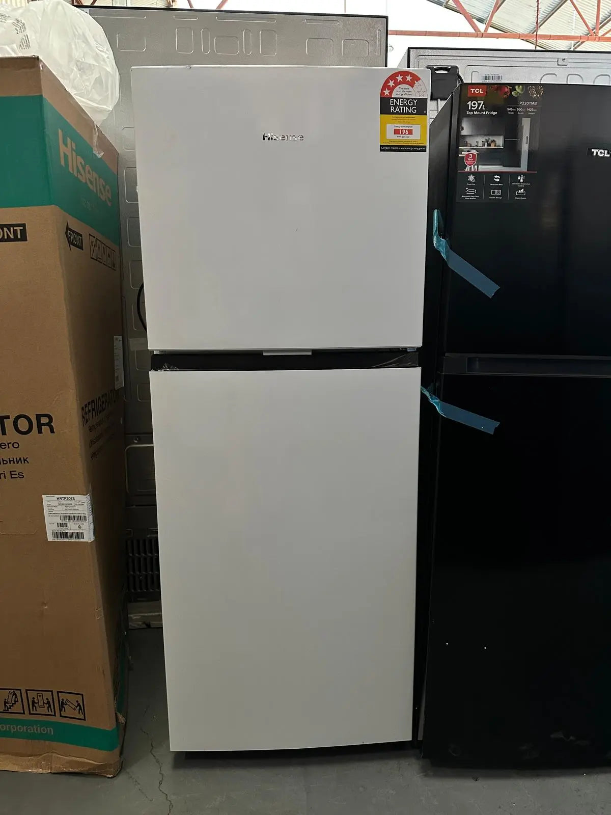 Hisense 205L Top Mount Fridge Freezer – Factory Seconds | ADELAIDE