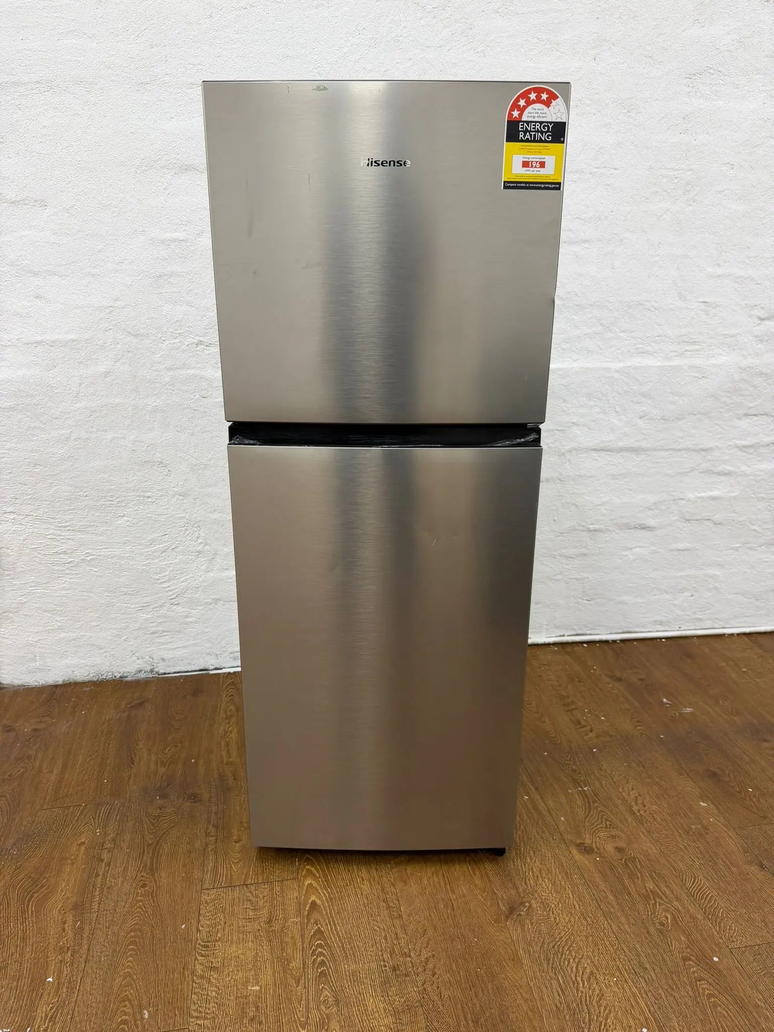 Hisense 205L Top Mount Fridge Freezer – HRTF205S | Factory Seconds | Reservoir