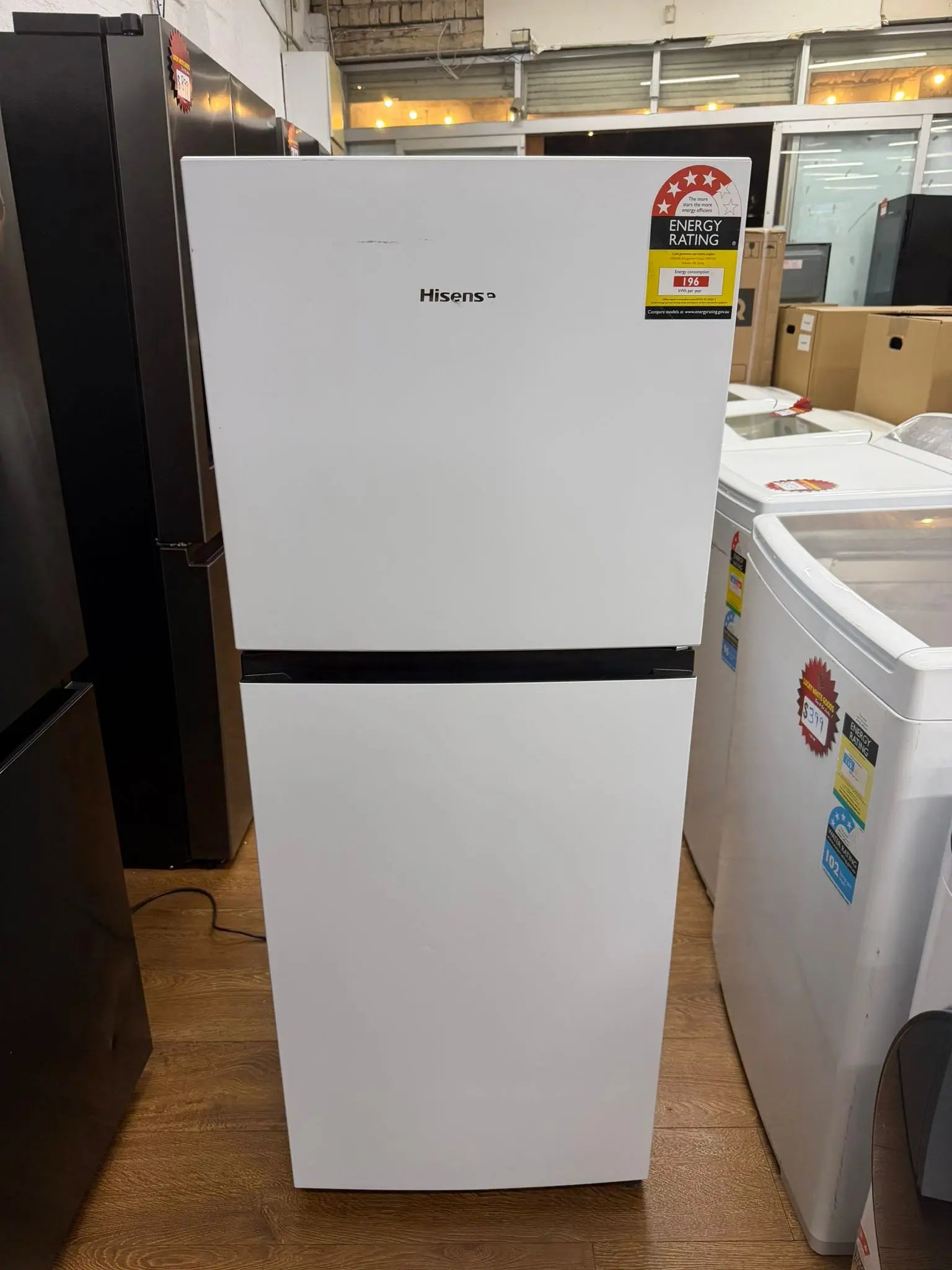 Hisense 205L Top Mount Fridge Freezer – HRTF206 White (Refurbished) | RESERVOIR