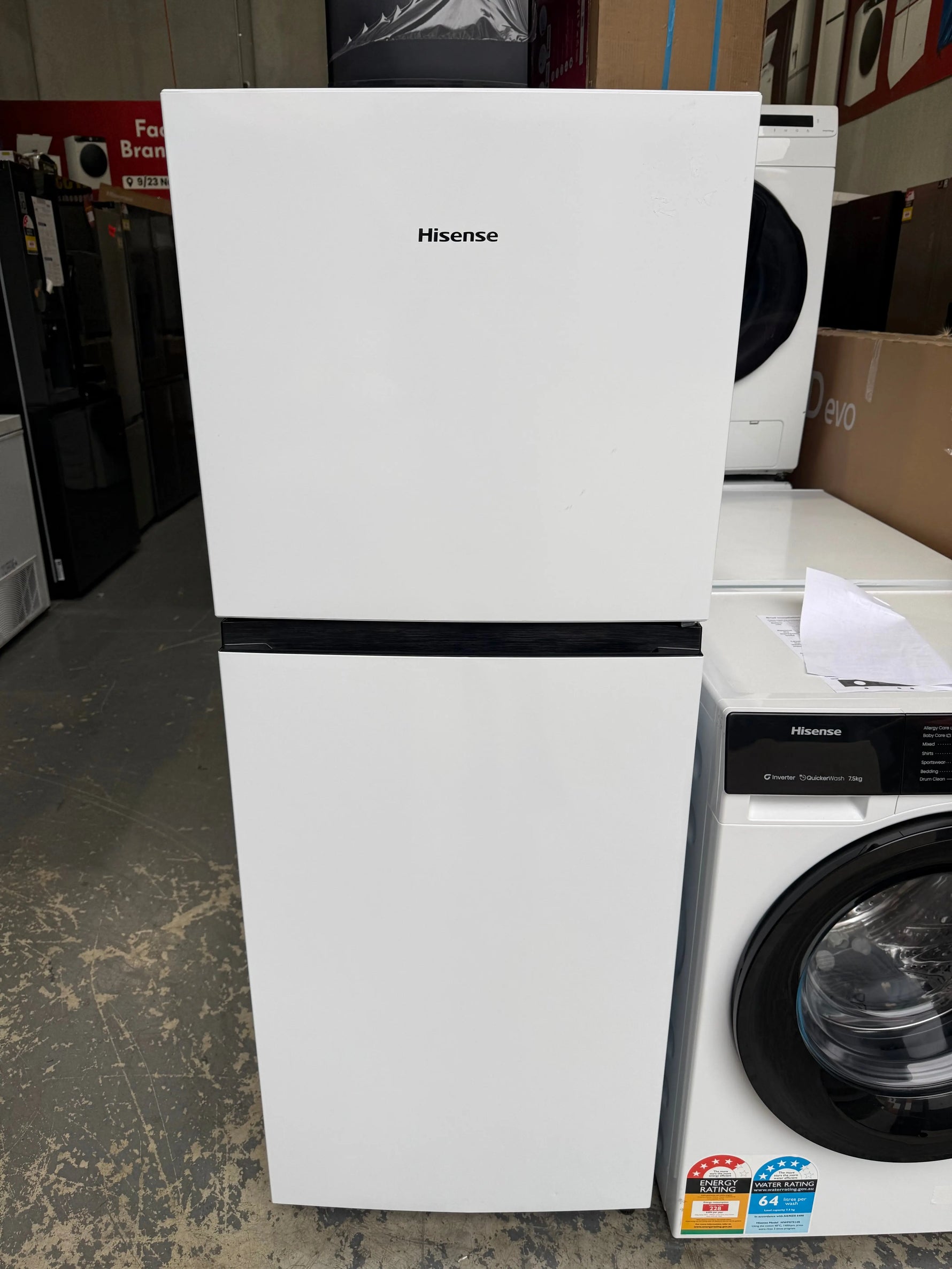 Hisense 205L fridge and 7.5kg of washing mechine | MELBOURNE