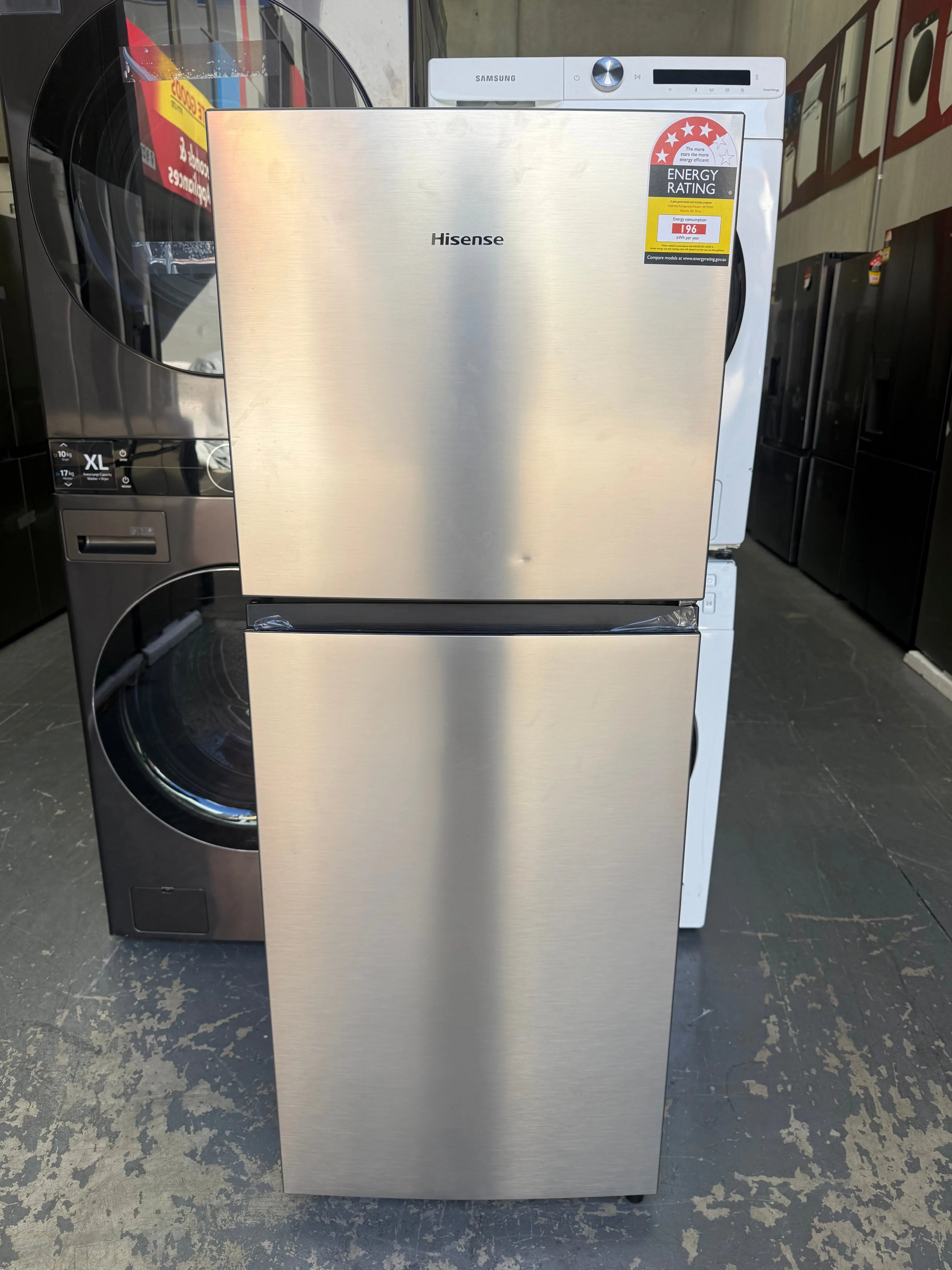 Hisense 206L Top Mount Fridge HRTF206S– Factory Seconds | MELBOURNE