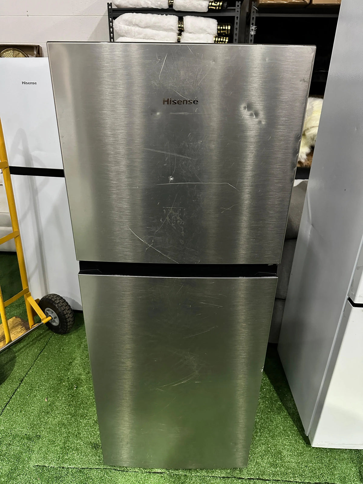 Hisense 223L Top Mount Refrigerator – Refurbished | ADELAIDE