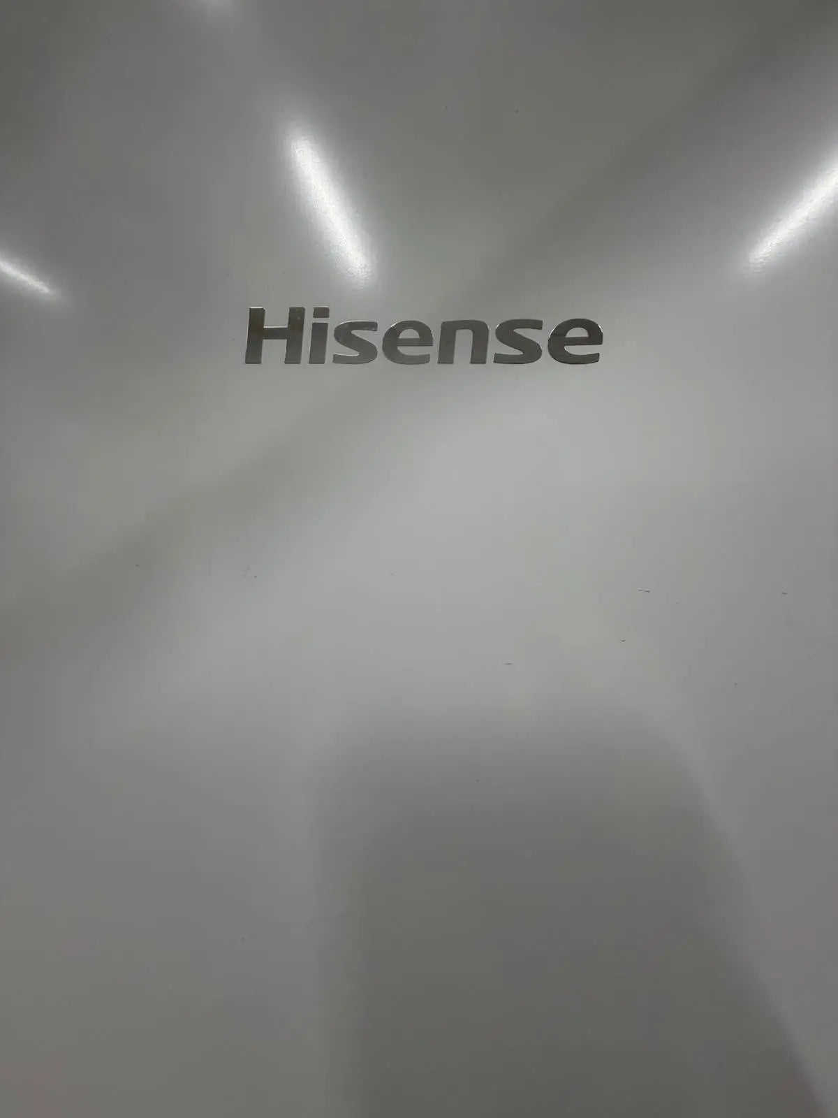 Hisense 240L Upright Freezer – Refurbished | RESERVOIR