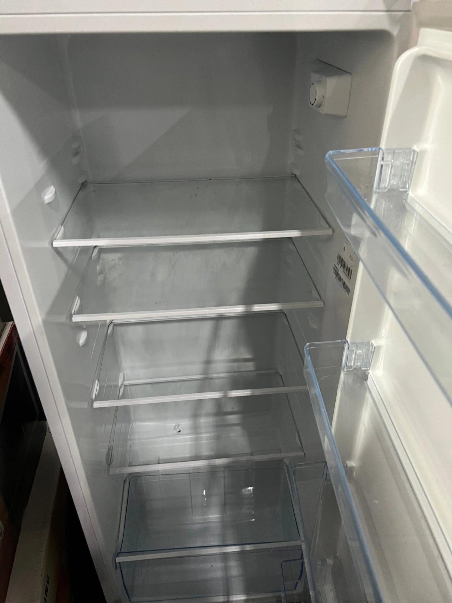 Hisense 242 Liters upright fridge | ADELAIDE
