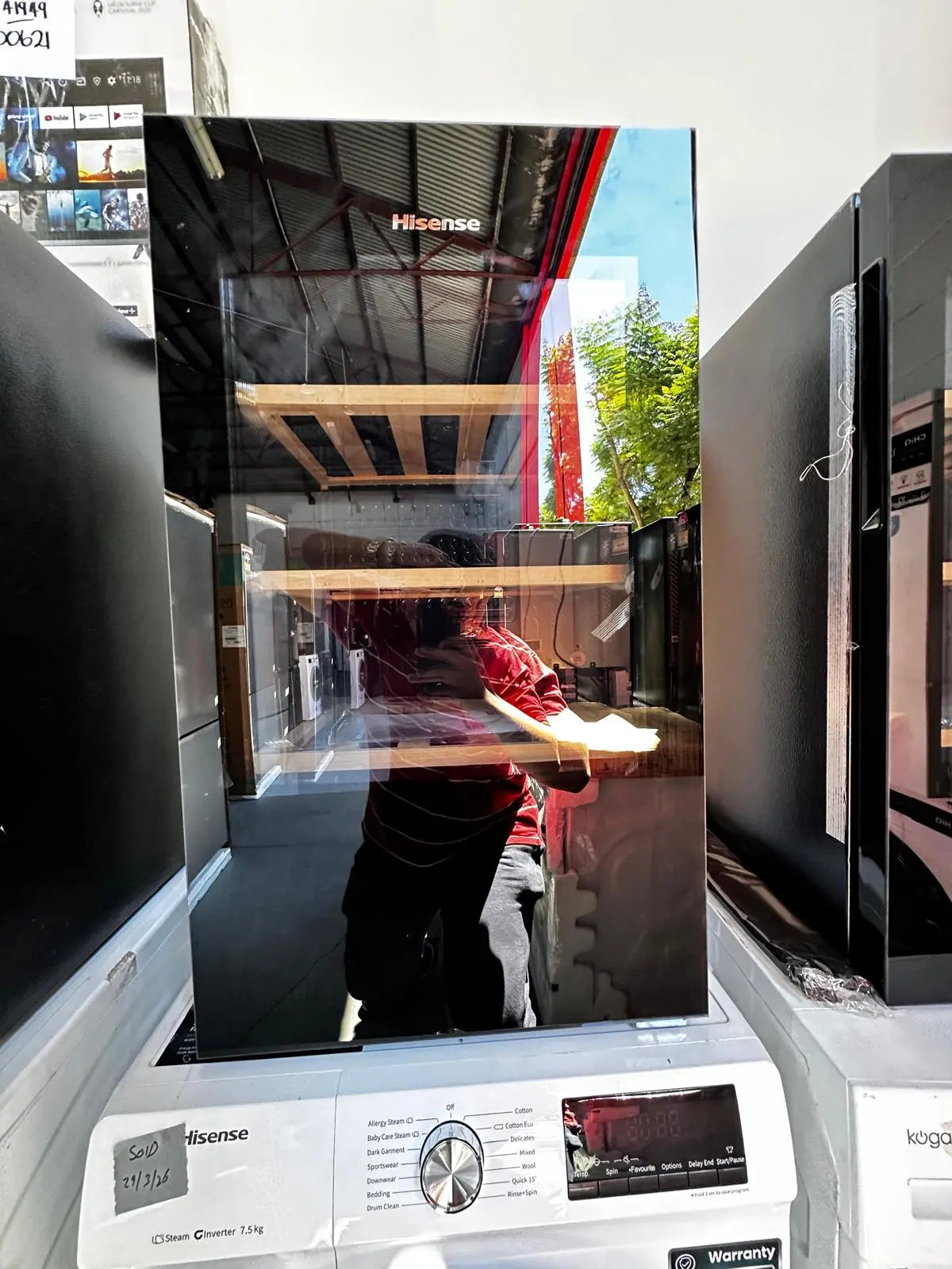 Hisense 30 Bottle Wine Cooler – Factory Seconds | ADELAIDE