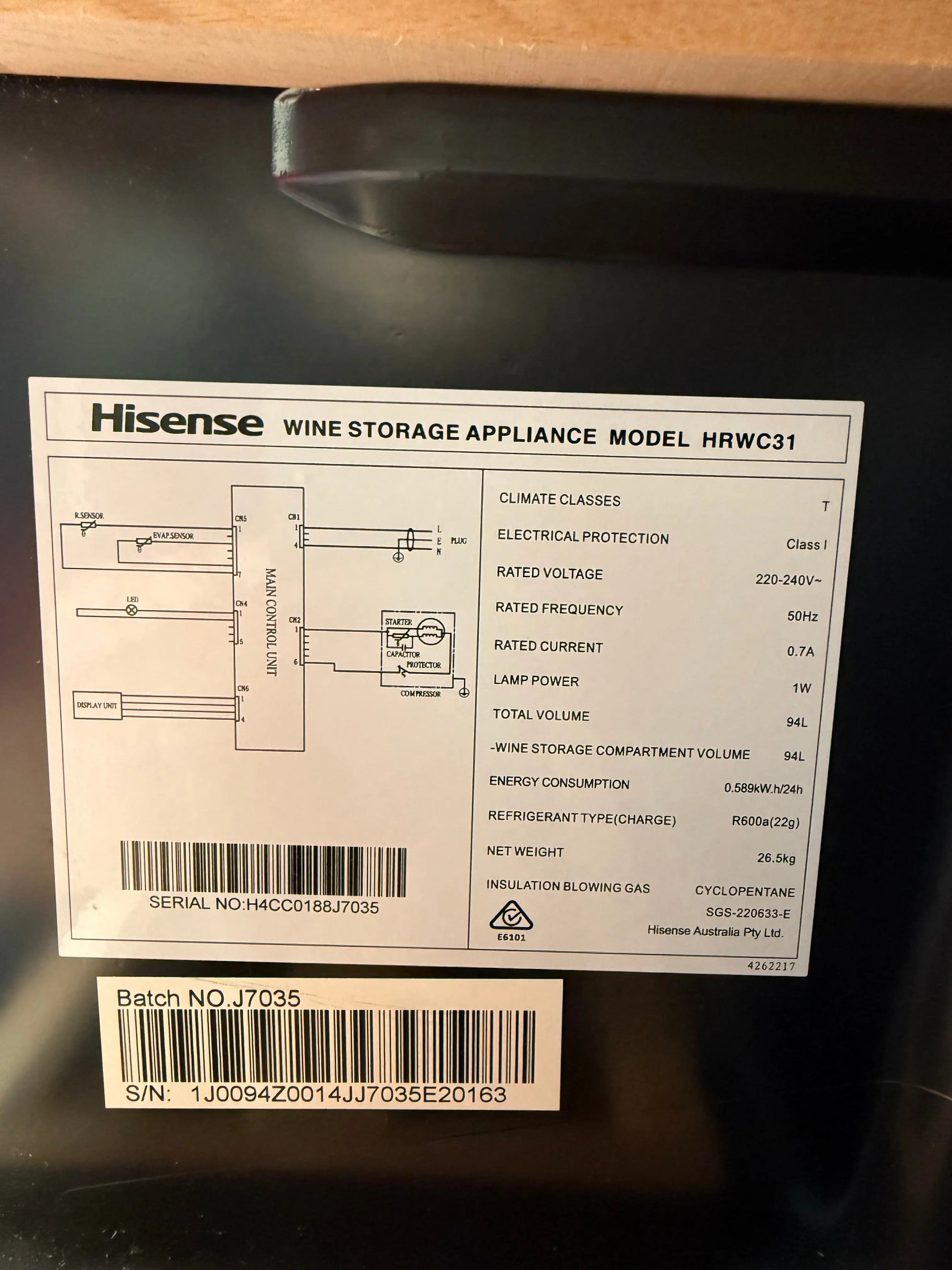 Hisense 31 Bottle Wine Cellar – Factory Seconds | Black Glass HRWC31 | MELBOURNE