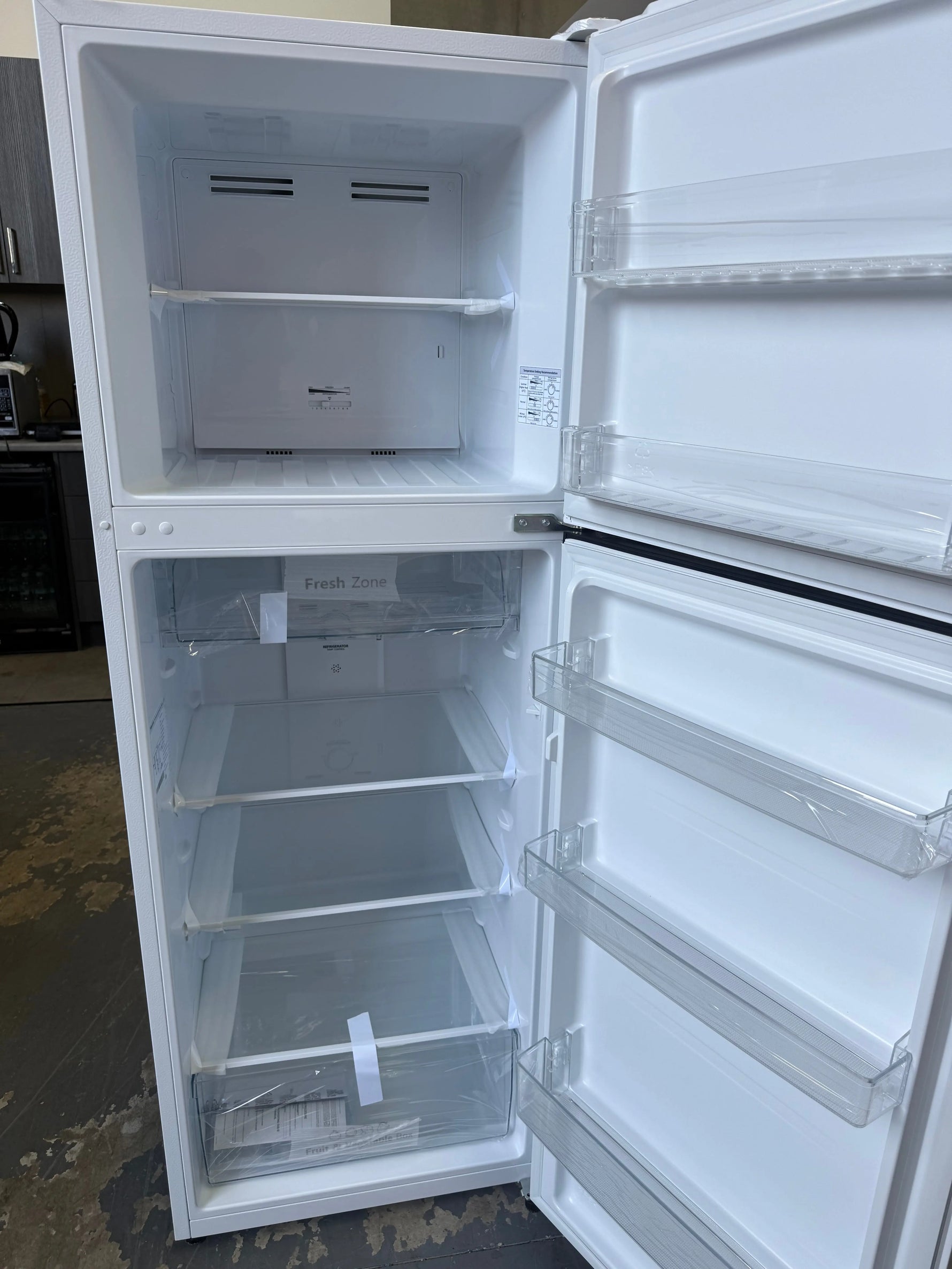 Hisense 325L Top Mount Fridge – Factory Seconds | HRTF325 | MELBOURNE