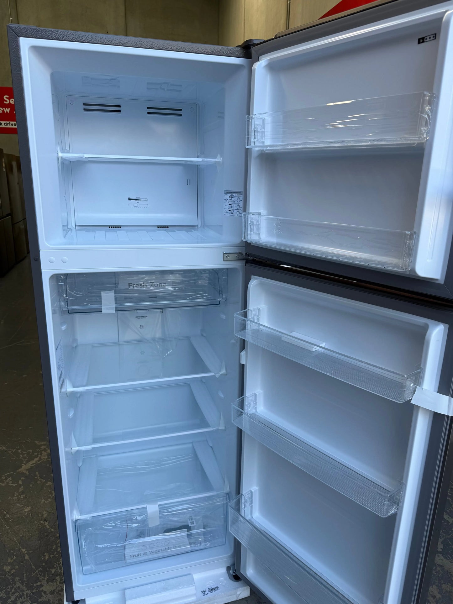 Hisense 325L Top Mount Fridge – Factory Seconds and Fisher & Paykel 8.5kg Front Load Washing Machine | MELBOURNE