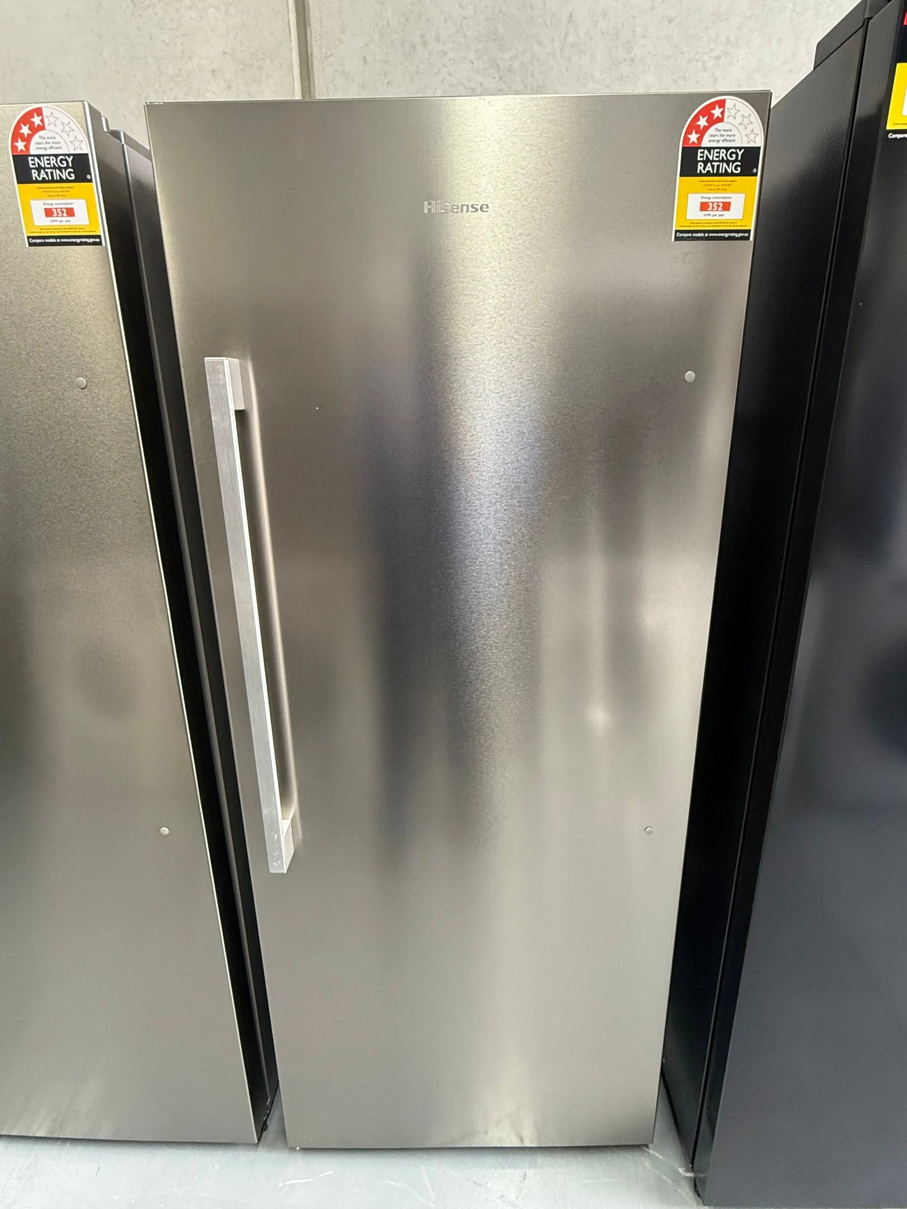 Hisense 384L French Door Fridge Freezer– Factory Seconds | HRVF384S | MELBOURNE