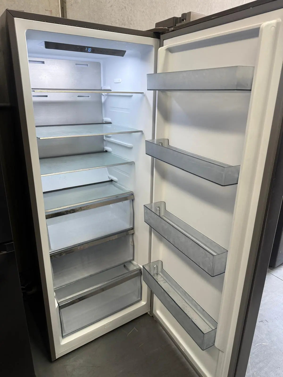 Hisense 384L Hybrid Fridge Freezer – Refurbished