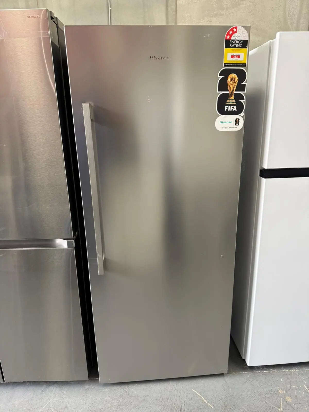 Hisense 384L Single Door Hybrid Fridge Freezer HRVF384S – Factory Seconds