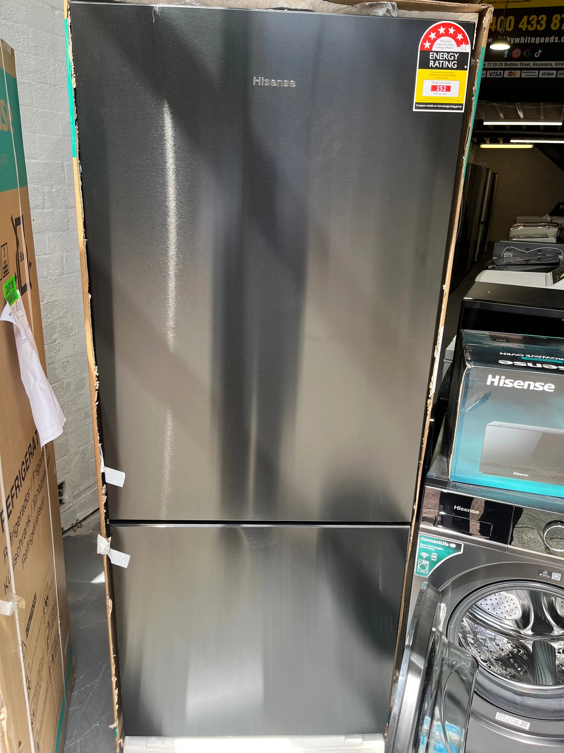 Hisense 417L Brand New fridge freezer Hisense 10kgs washing machine Hisense 20L microwave | ALEXANDRIA