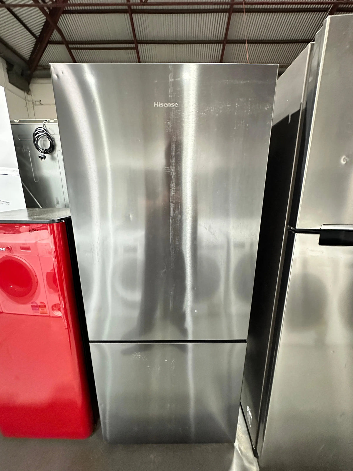 Hisense 417L EcoVision PureFlat Bottom Mount Refrigerator – Refurbished | ADELAIDE