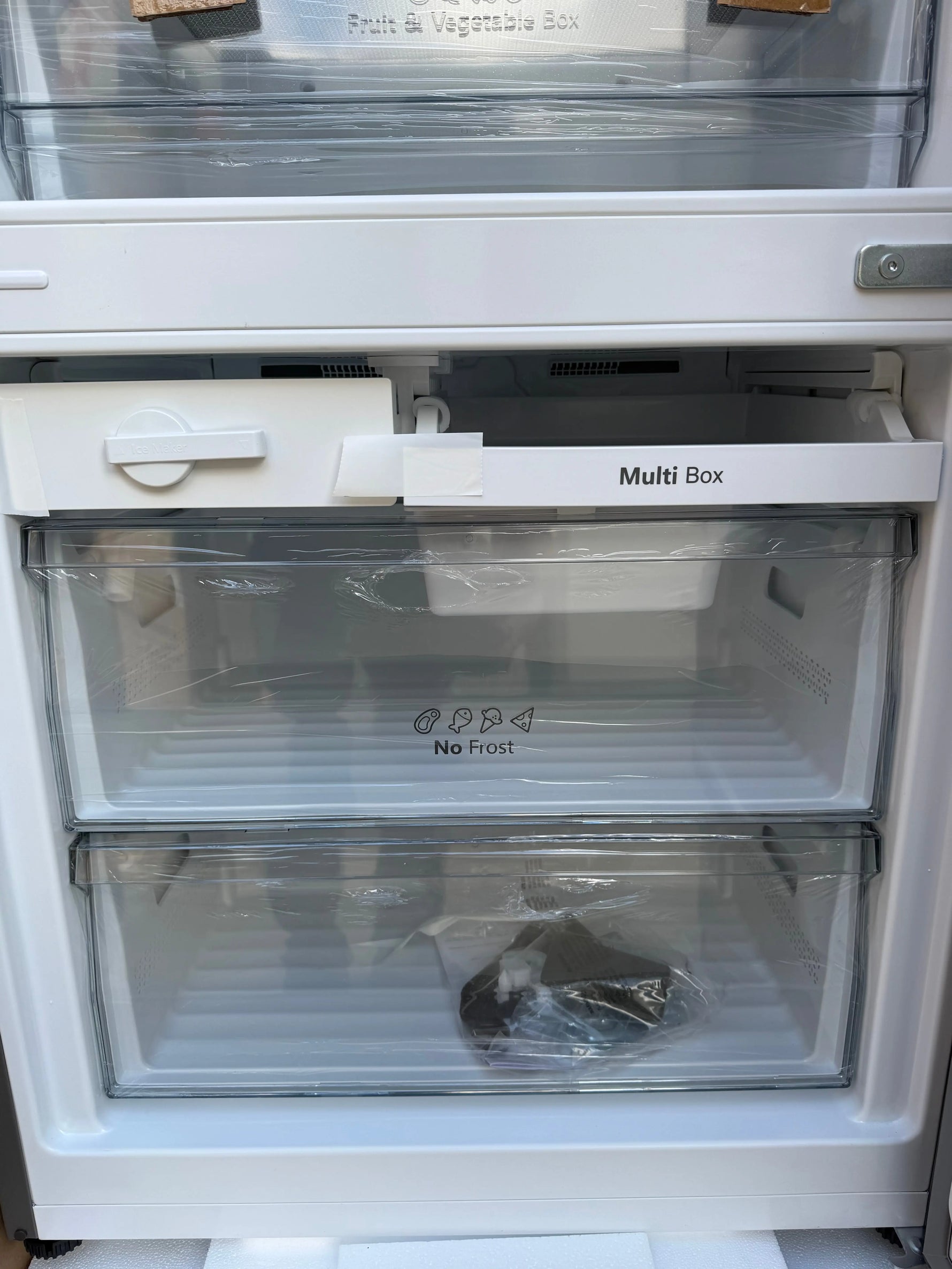Hisense 418L bottom mount fridge+ Lg 12 kg washing machine | MELBOURNE