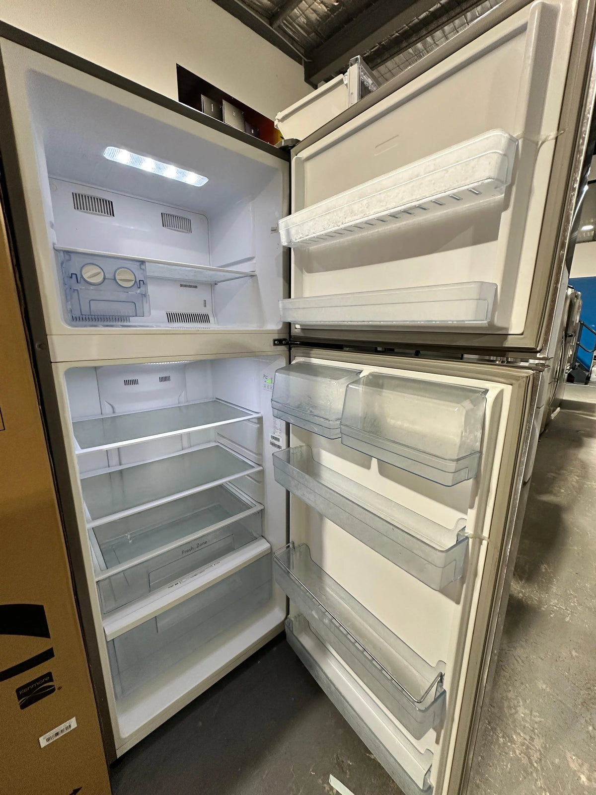 Hisense 436L Top Mount Fridge Freezer in Silver – Refurbished | PERTH
