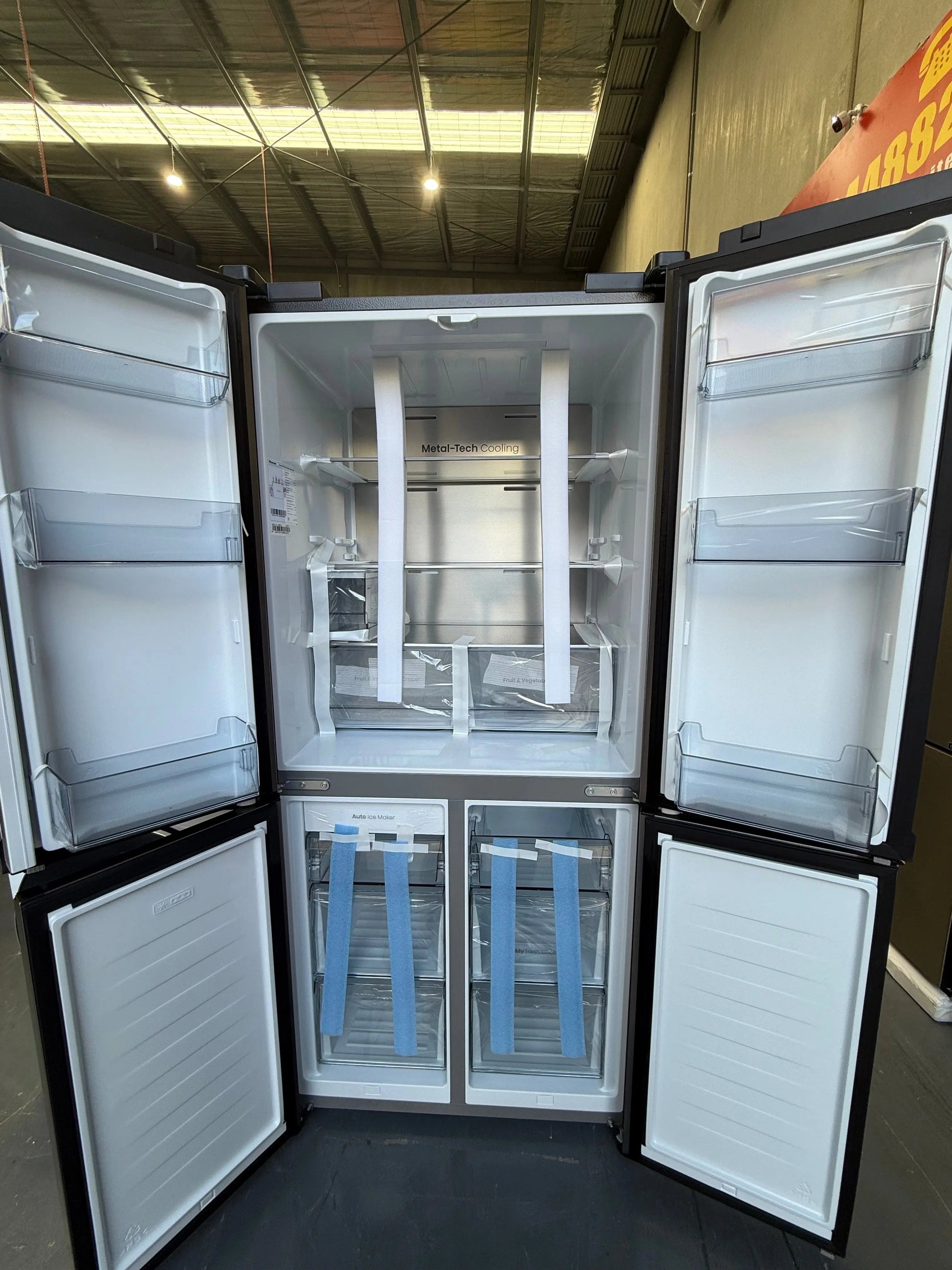 Hisense 483L French Door Fridge & 10kg Front Load Washer Combo | MELBOURNE