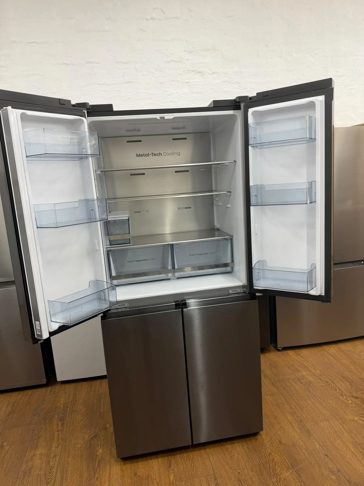 Hisense 483L French Door Fridge + 8.5kg Front Load Washer Combo – Refurbished | Lucky white goods