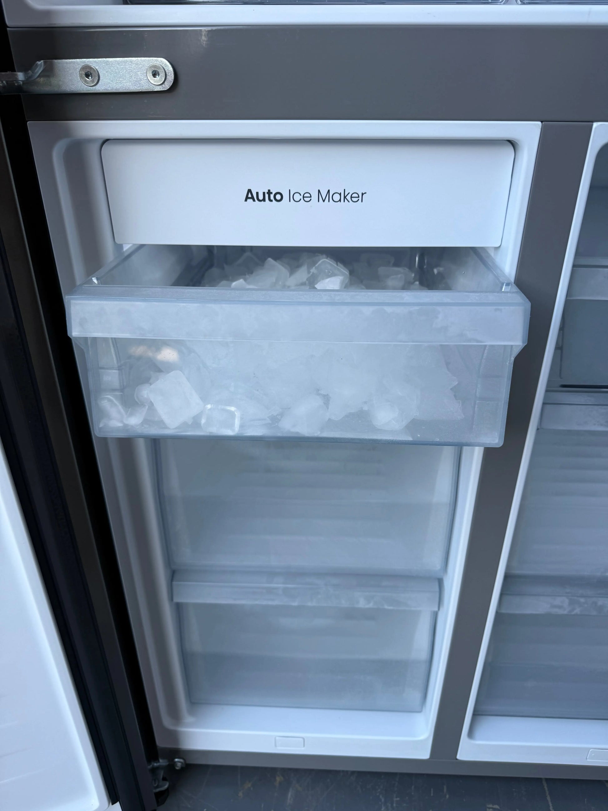 Hisense 483L French Door Fridge – Near to New | HRCD483TBW | MELBOURNE