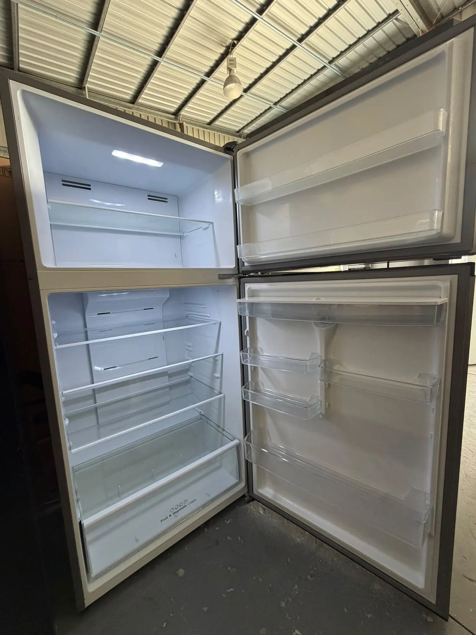 Hisense 496L Family Fridge Freezer – Refurbished
