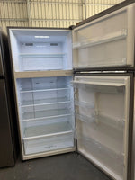 Hisense 496L Fridge Freezer – Refurbished