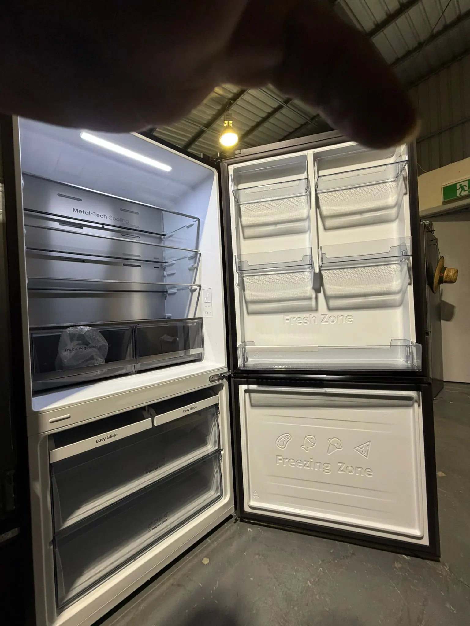 Hisense 503L Bottom Mount Fridge Freezer – HRBM503E | Refurbished | BRISBANE
