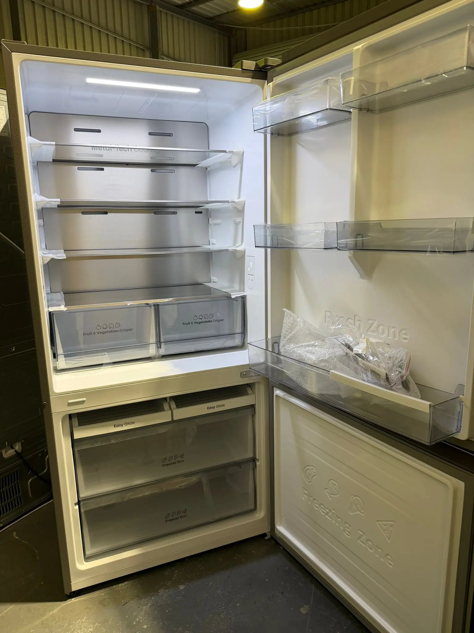 Hisense 503L Bottom Mount Fridge Freezer – HRBM503S | Factory Seconds | BRISBANE