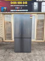 Hisense 503L Bottom Mount Fridge Freezer – Like New | BRISBANE