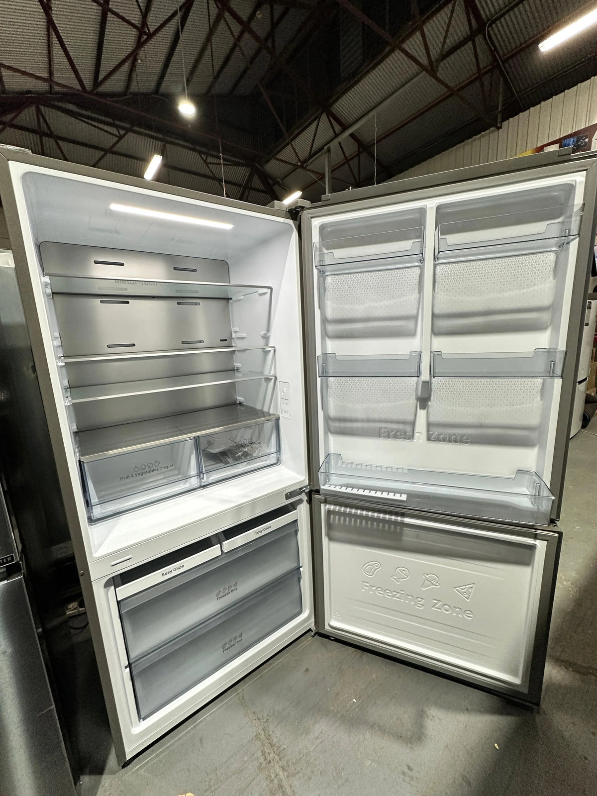 Hisense 503L Bottom Mount Refrigerator – Near-New Condition HRBM503S | ADELAIDE