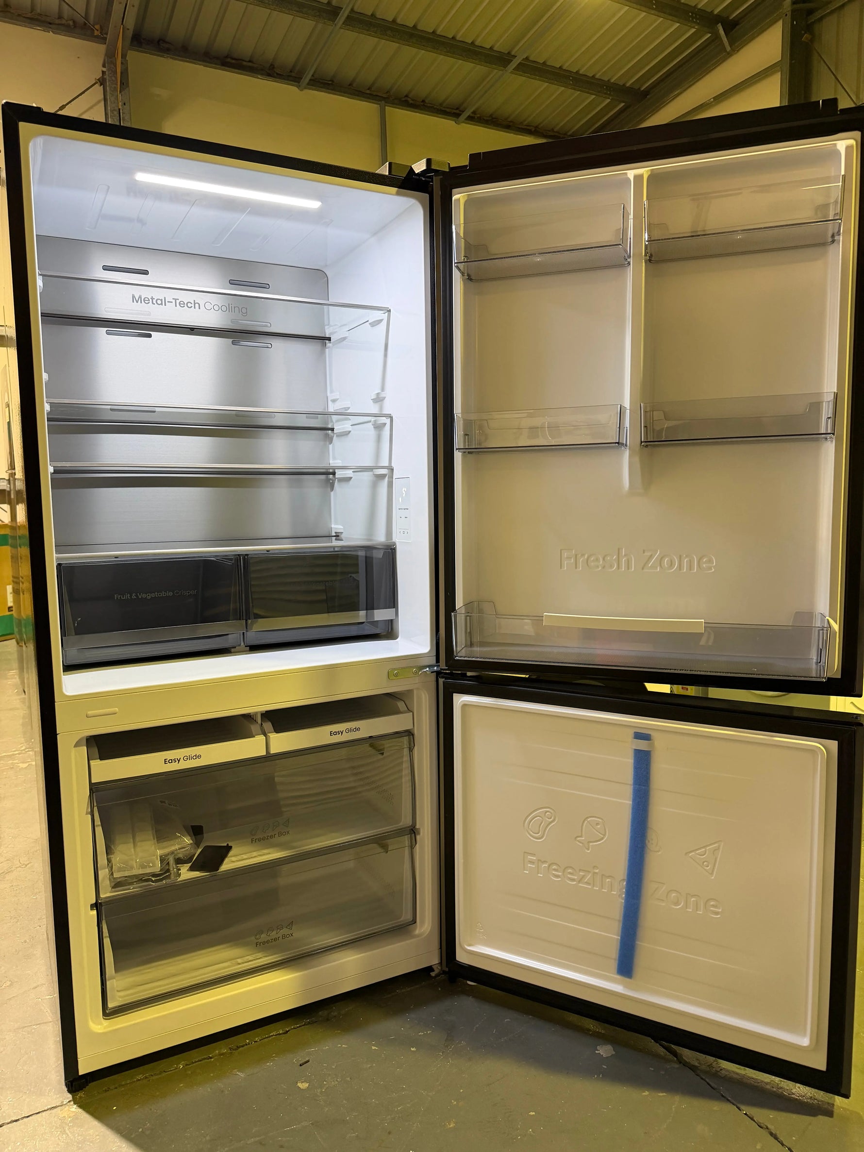 Hisense 503L  Fridge Freezer – Like New + TCL 7.5 KG washer refurbished combo deal | BRISBANE