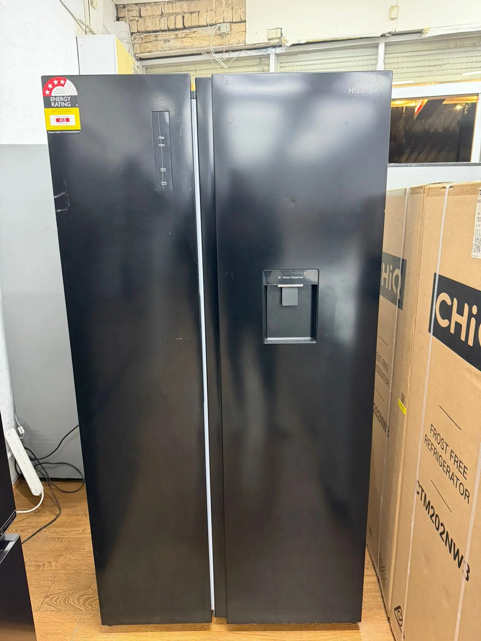 Hisense 541L PureFlat Side by Side Fridge – Black Steel HRSBS540BW (Refurbished, Non-Plumbed Water Dispenser) | RESERVOIR