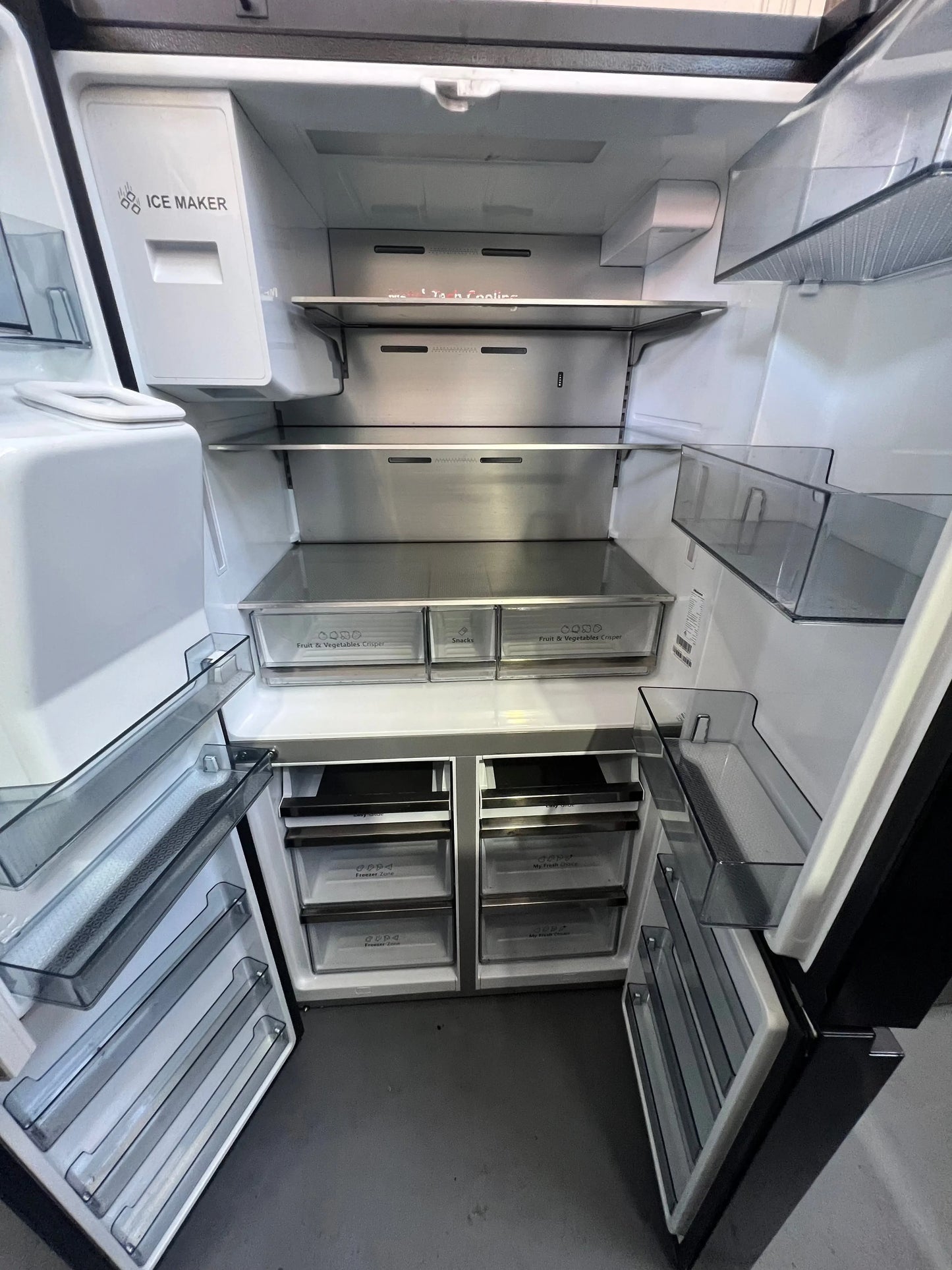 Hisense 585 Litres Fridge Freezer | ADELAIDE