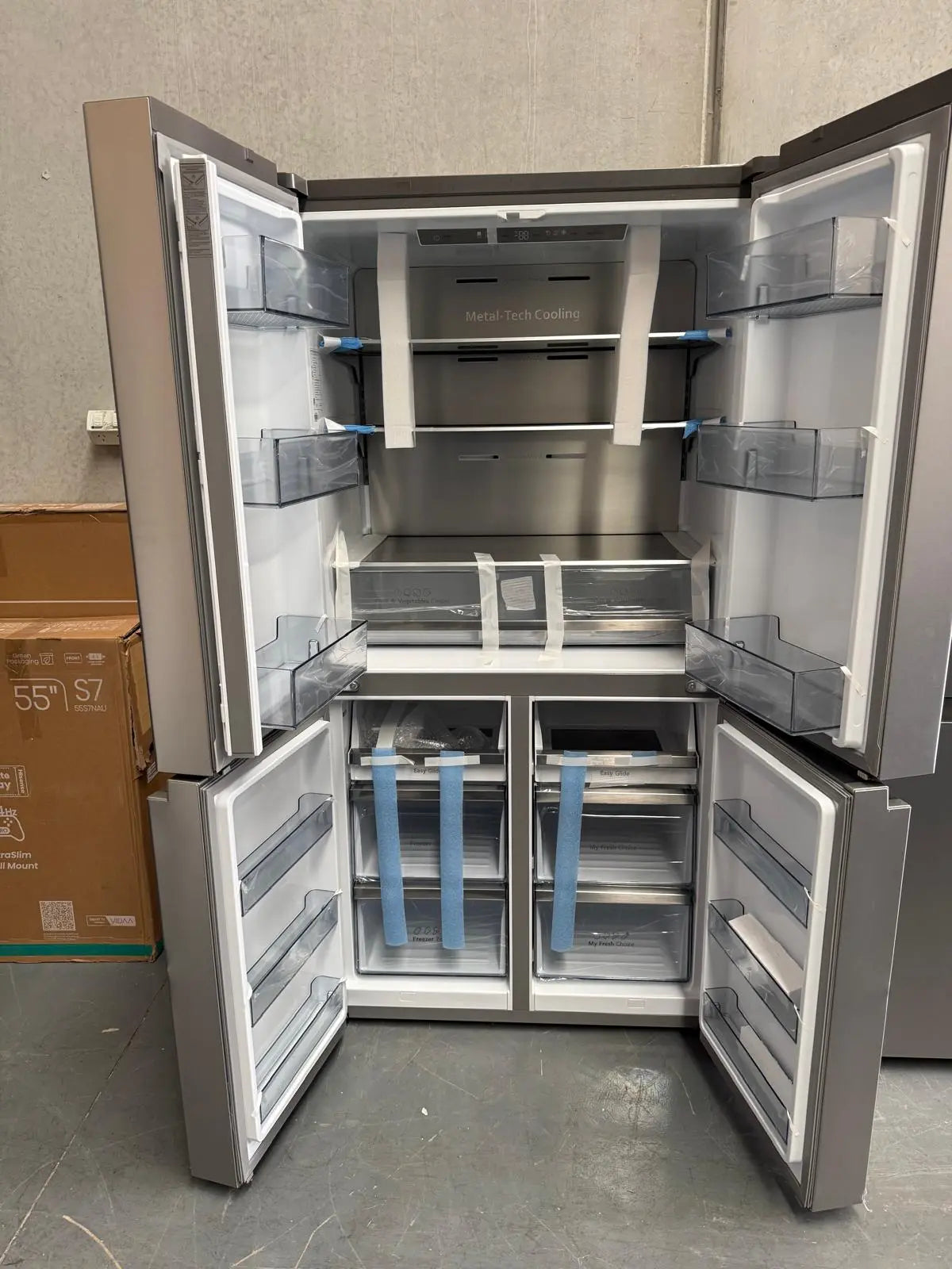 Hisense 609L PureFlat French Door Fridge Freezer HRCD610TS – Factory Seconds