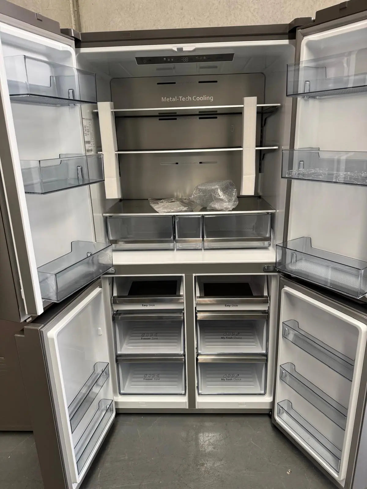 Hisense 610L PureFlat Quad Door Fridge Freezer HRCD610TS – Factory Seconds