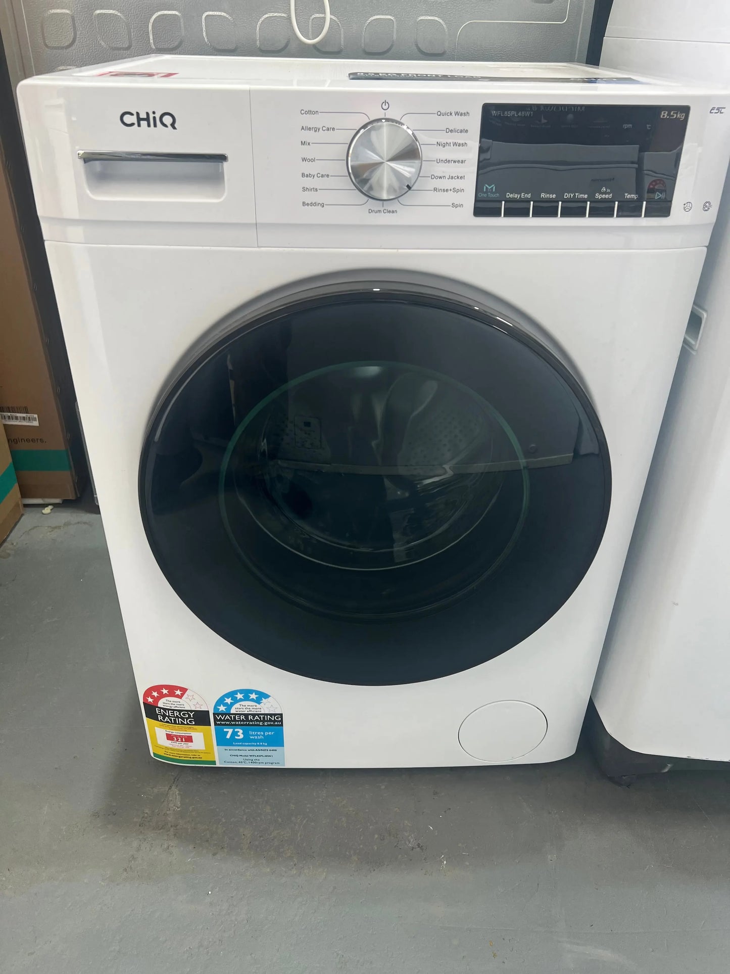 Hisense 632 Litres Fridge Freezer and chiq 8.5 Kgs Washer combo | ADELAIDE