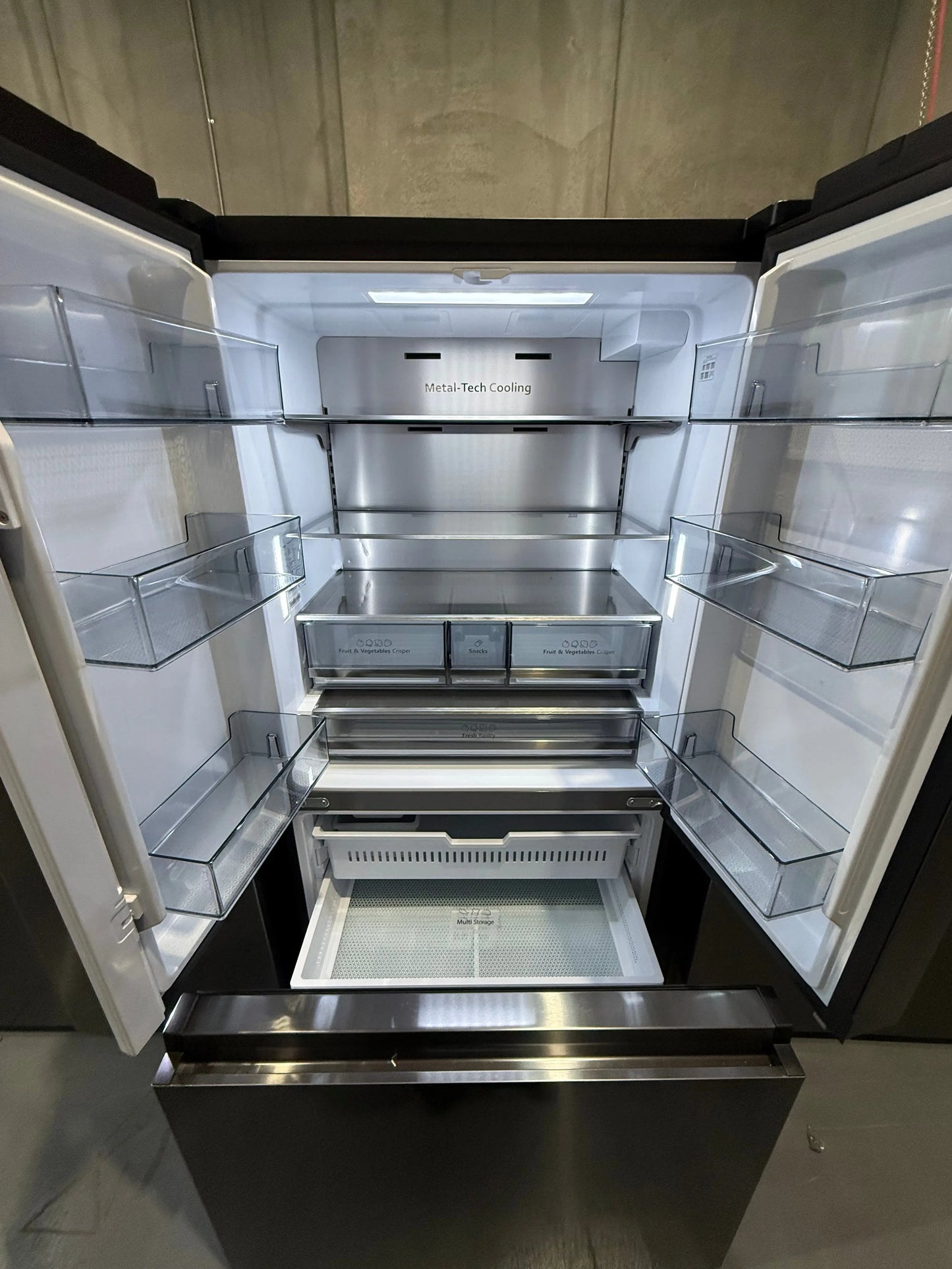 Hisense 634 L PureFlat French Door Refrigerator – Refurbished | Dark Steel HRFD634BW | MELBOURNE