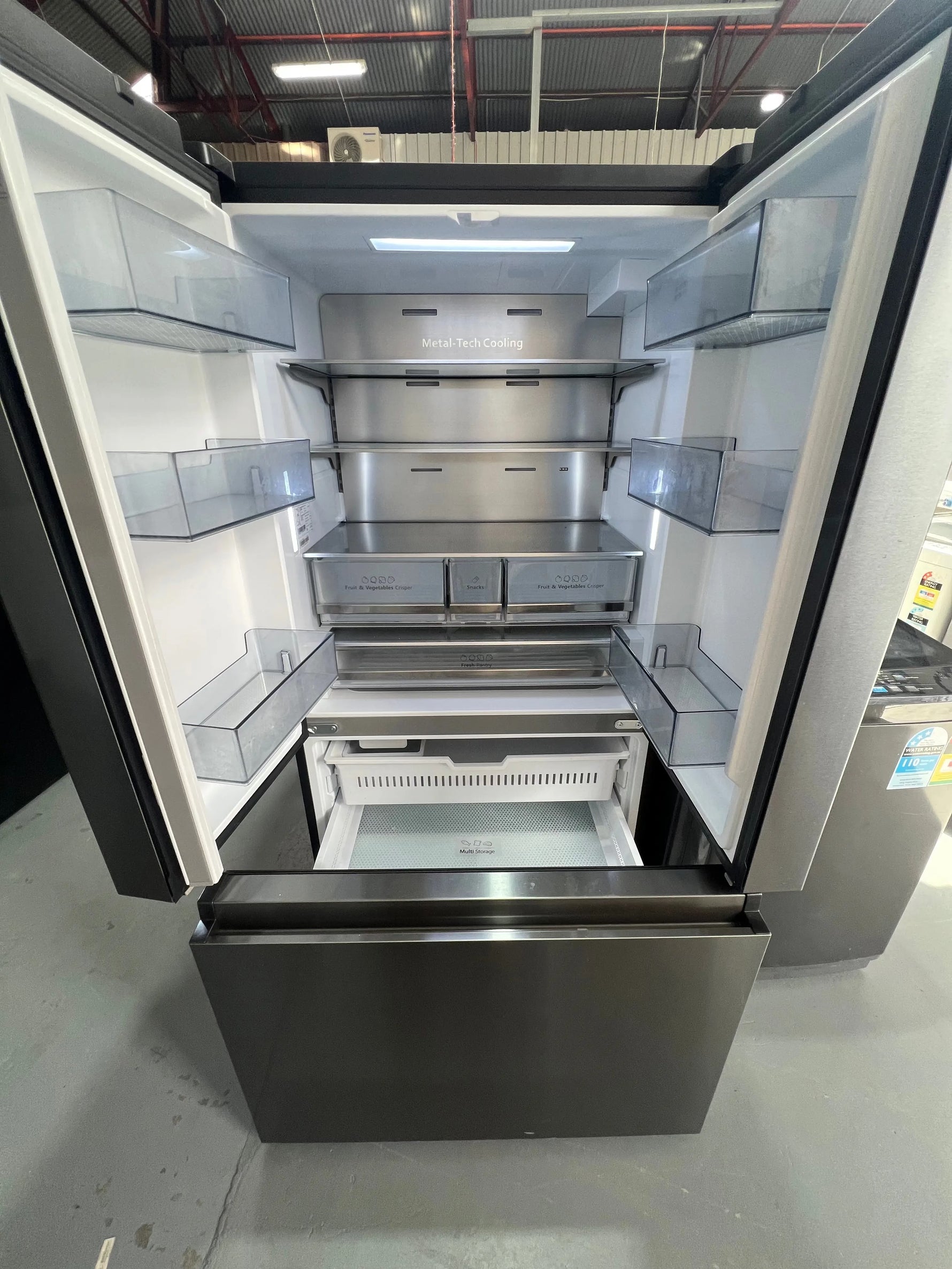 Hisense 634 Litres Fridge Freezer And Chiq 8 Kgs Washing Machine | ADELAIDE