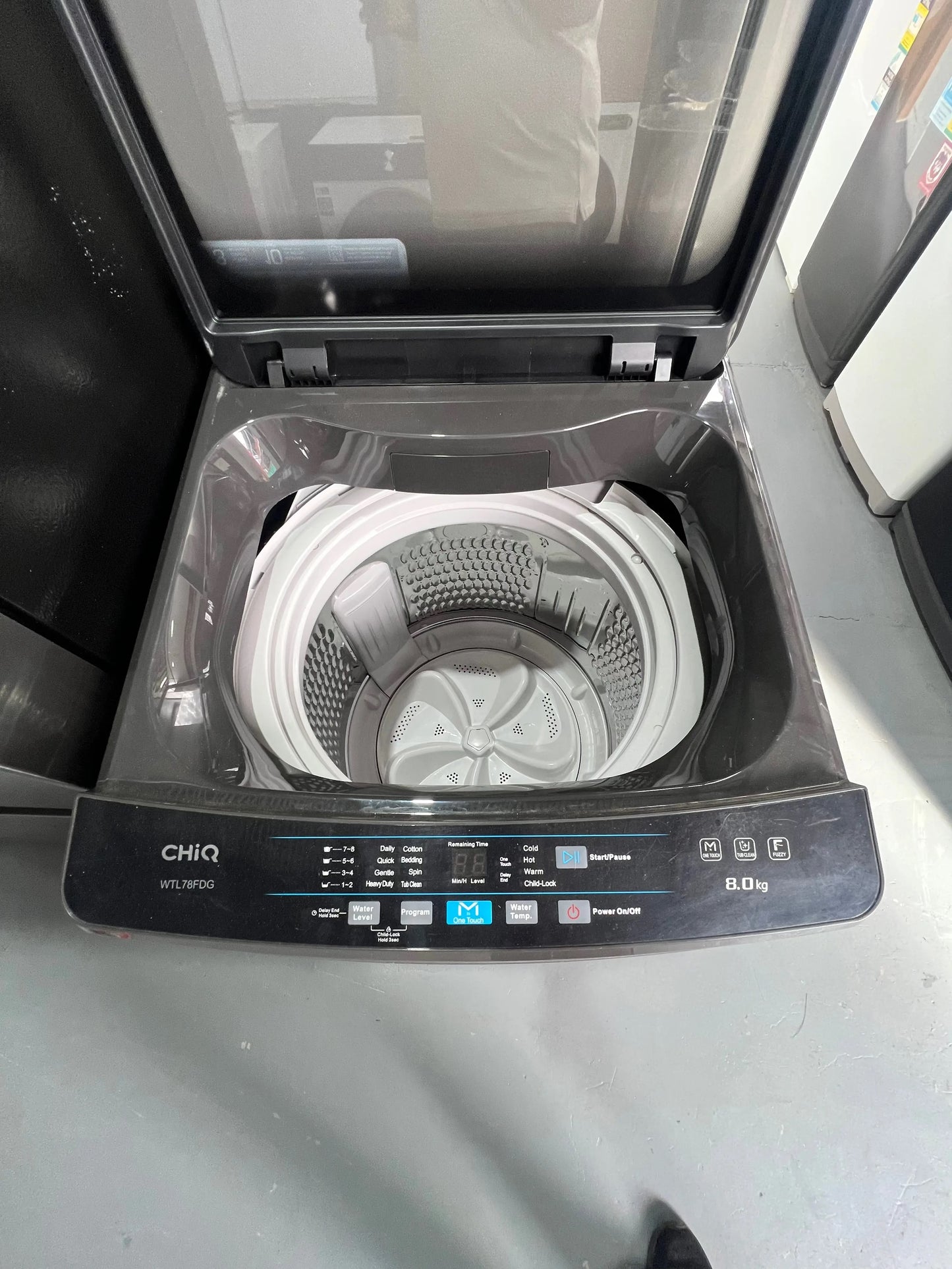 Hisense 634 Litres Fridge Freezer And Chiq 8 Kgs Washing Machine | ADELAIDE