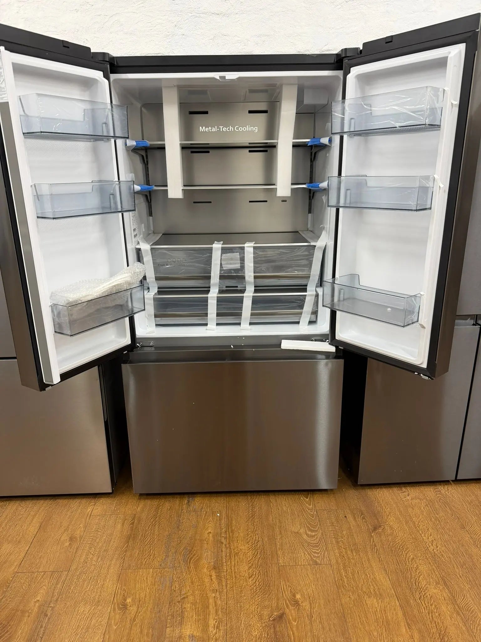Hisense 634L French Door Refrigerator (Factory Seconds) – HRFD634BW | Reservoir