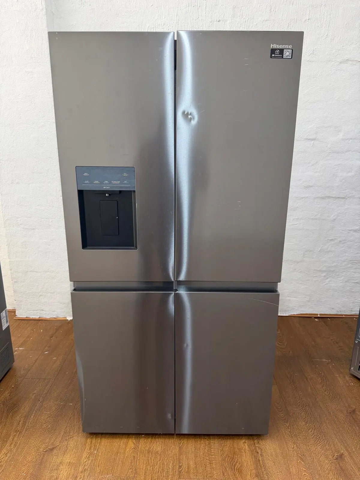 Hisense 640 Litres Fridge Freezer $1149(refurbished) | Reservoir