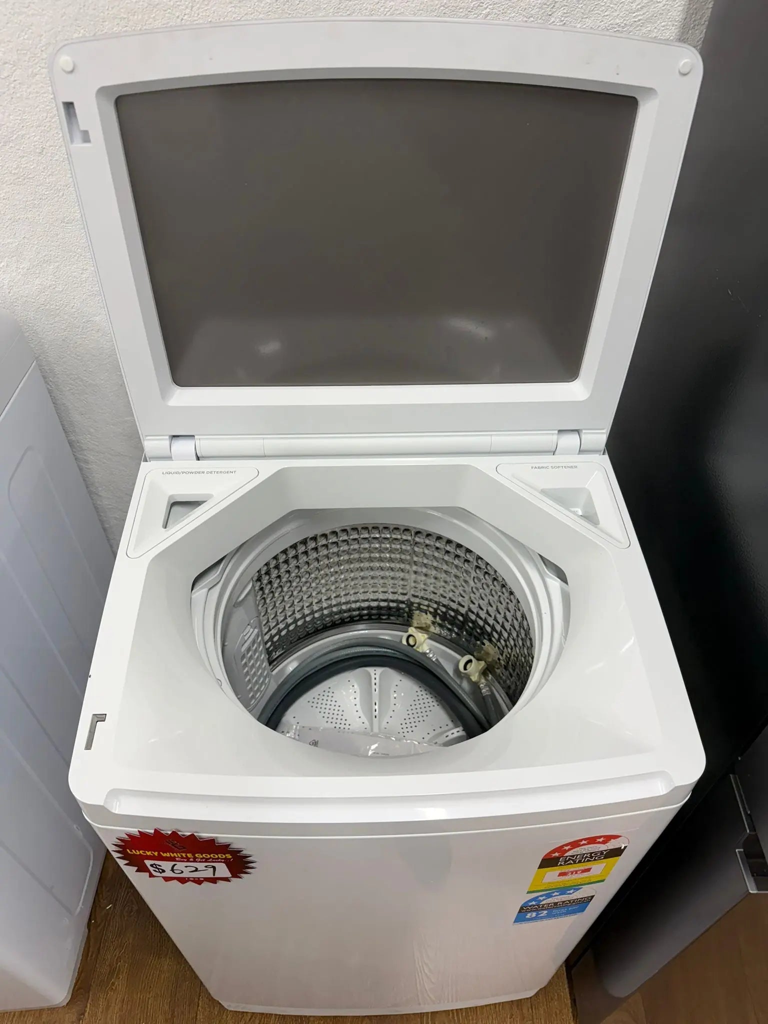 Hisense 640L French Door Fridge + Fisher & Paykel 8kg Top Load Washer – Combo Deal | RESERVOIR
