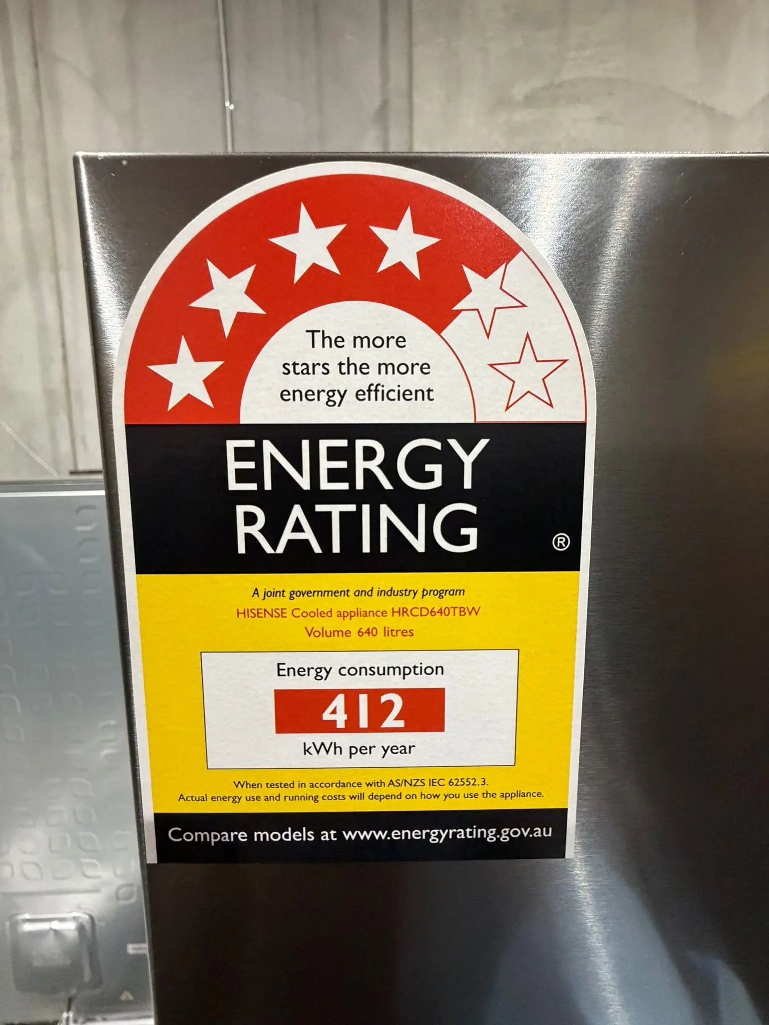 Hisense 640L Fridge Freezer Refurbished