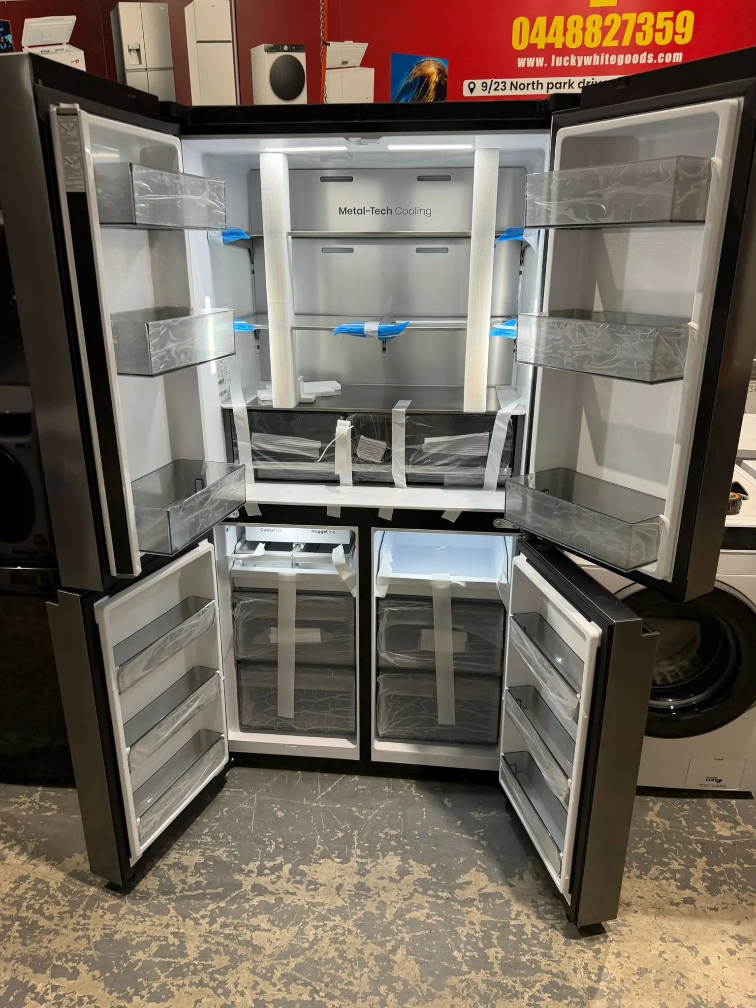 Hisense 640L Fridge Freezer – Factory Seconds
