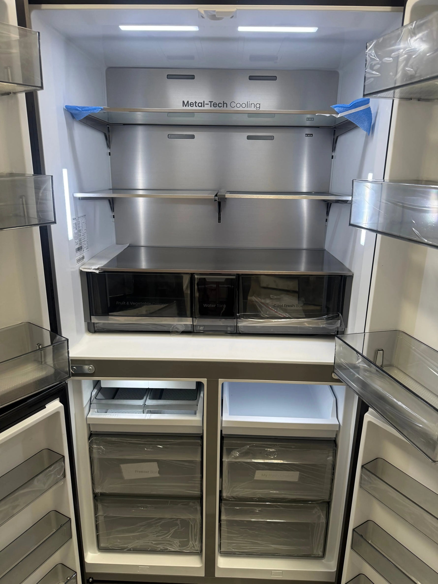 Hisense 640L Quad door Fridge – Near to New | HRCD640TBWB | MELBOURNE