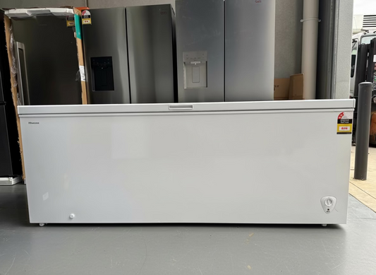 Hisense 702L Chest Freezer – Factory Seconds | White | HRCF702 | MELBOURNE
