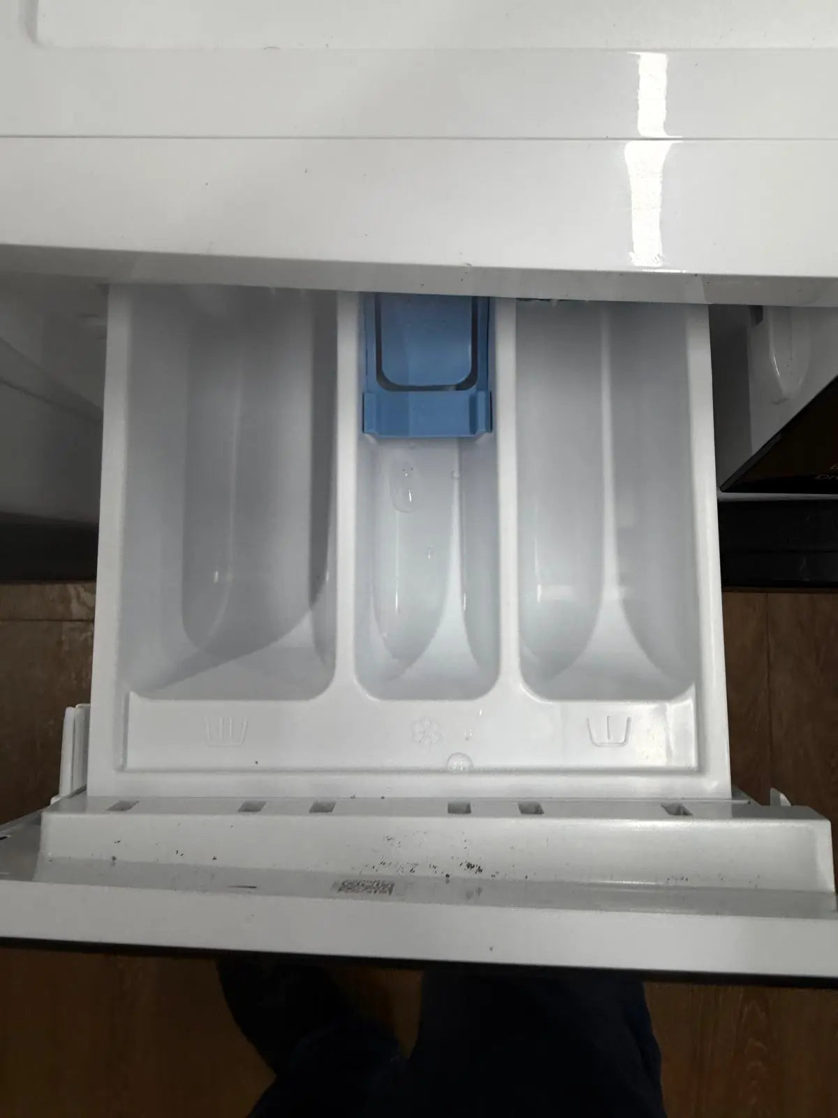 Hisense 8.5kg  Series 3 Front Load Washer – Refurbished | RESERVOIR